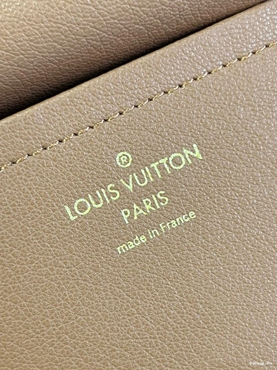 MARCEAU LOUIS VUITTON 0505